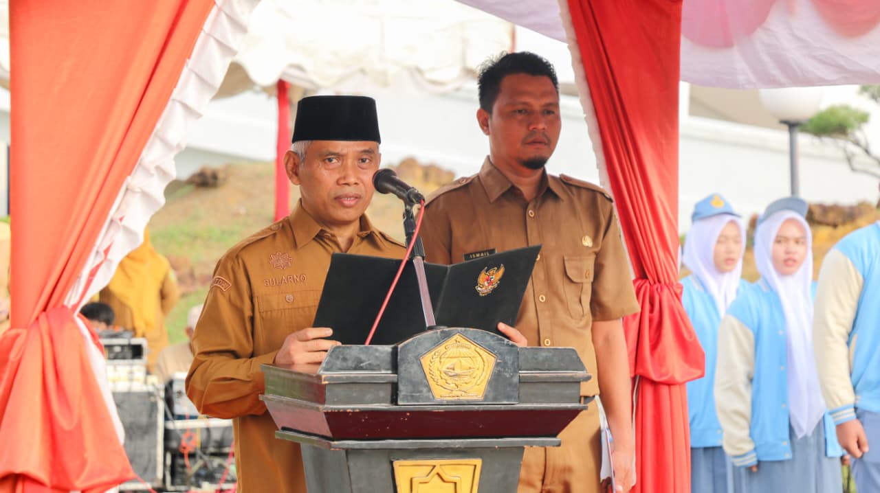 PIMPIN UPACARA HARI ANAK NASIONAL, PJ. SEKDA BACAKAN AMANAT MENTERI