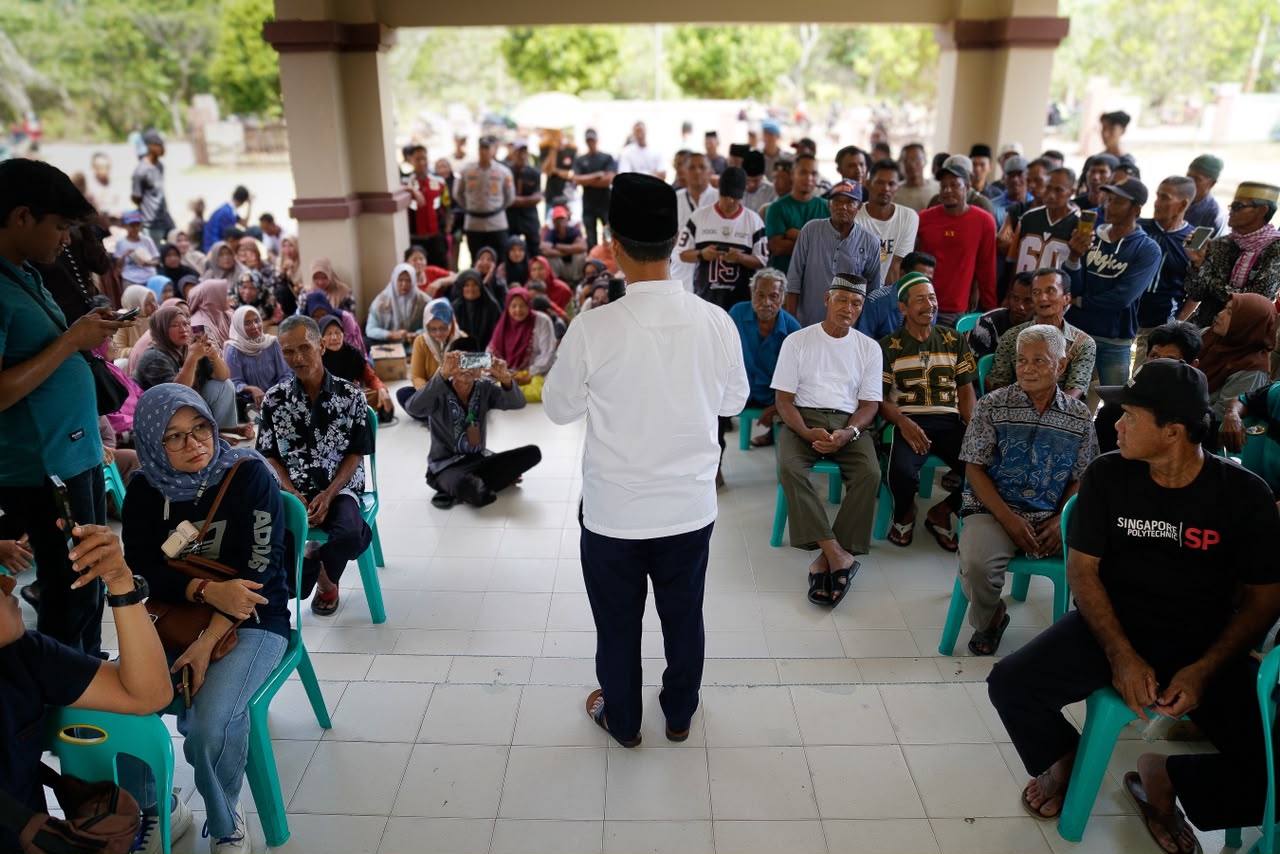 Dialog Terbuka di Pulau Buru, Bupati Karimun Jembatani Masukan Nelayan untuk Disampaikan ke Pemerintah Pusat