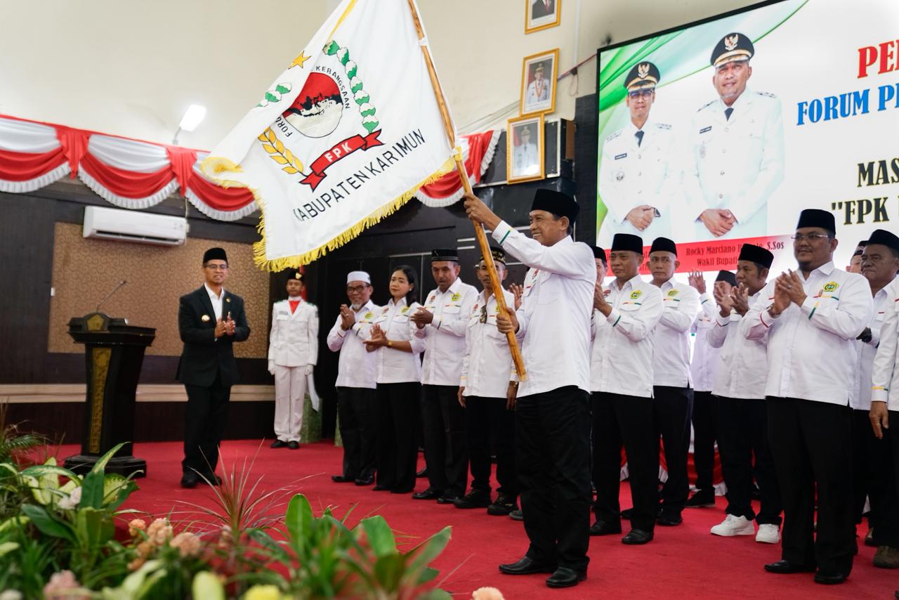 Bupati Iskandarsyah Kukuhkan Pengurus FPK 2025-2030: Jadikan Keberagaman Sebagai Kekuatan, Wujudkan Karimun Melaju Dalam Harmoni